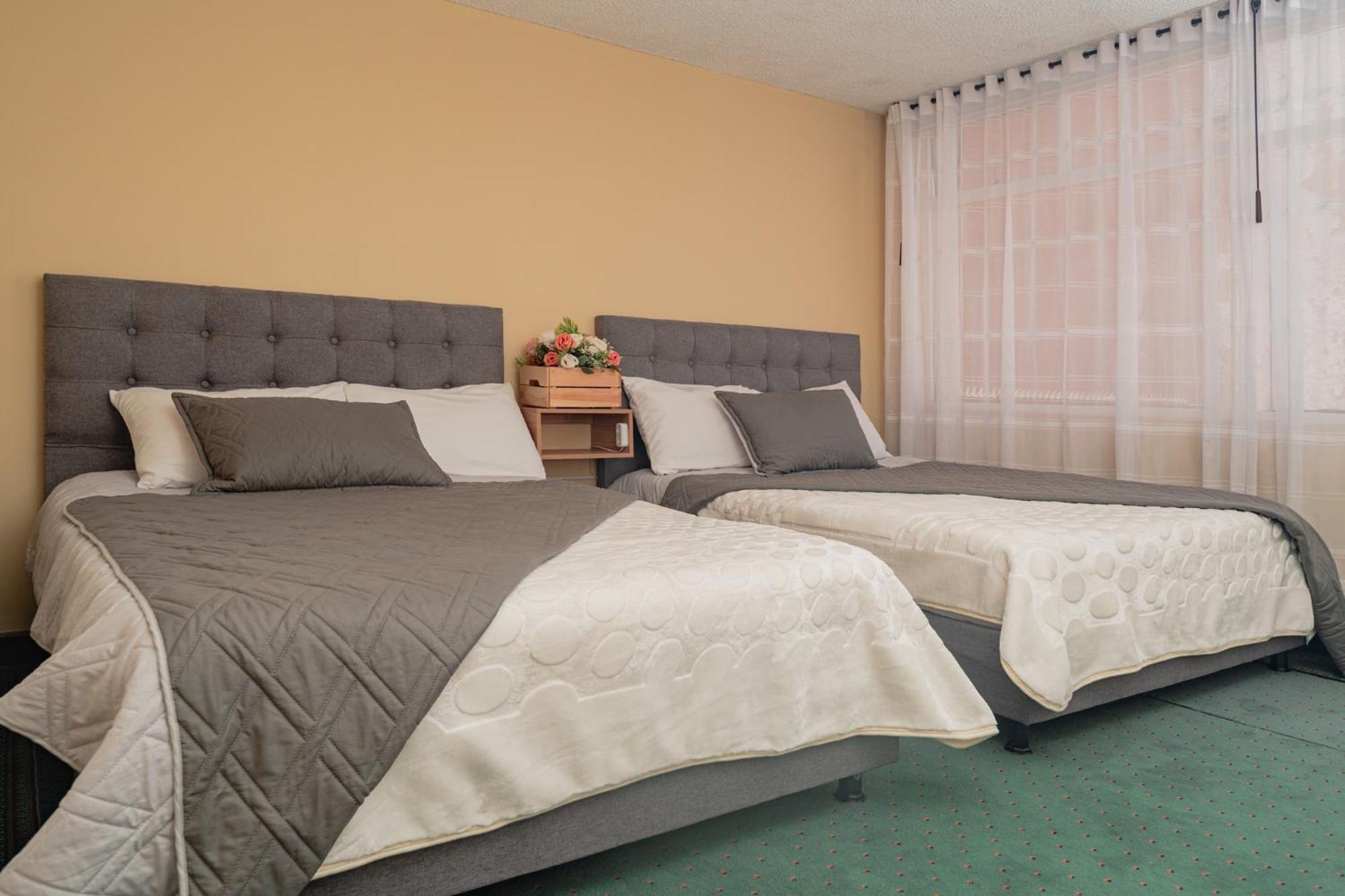 בוגוטה Innovar Casa Hostal מראה חיצוני תמונה